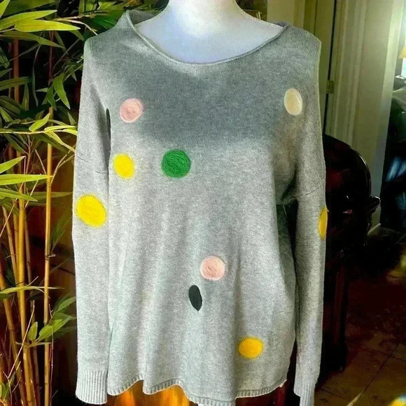 P Milano Lucas sweater. Worn once. Excellent condition.  Medium. Long sleeve - Picture 10 of 11